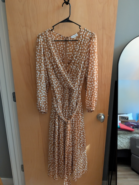 Calvin Klein Dresses & Skirts - Calvin Klein Tan & White Polka Dot Wrap Midi Dress